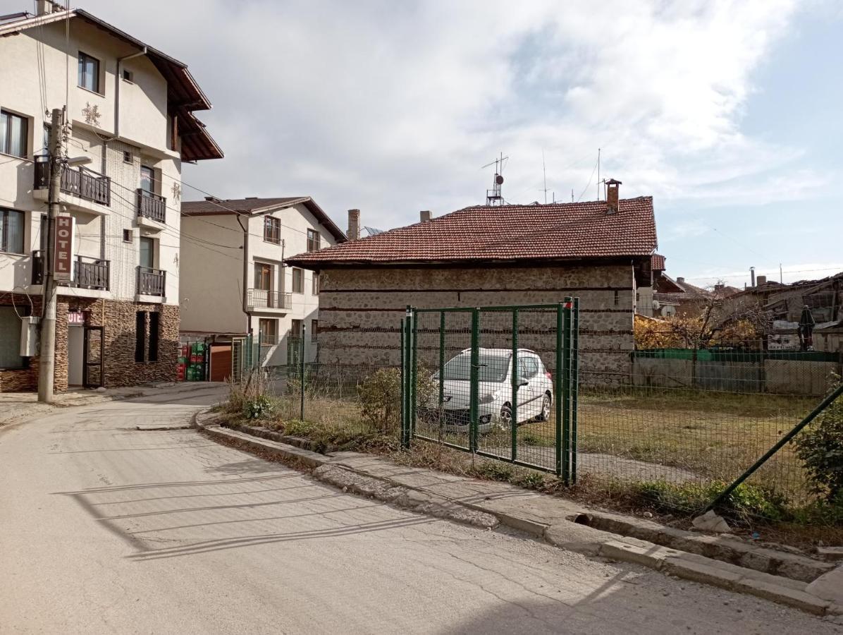 Hotel Riskyoff Bansko Exteriör bild