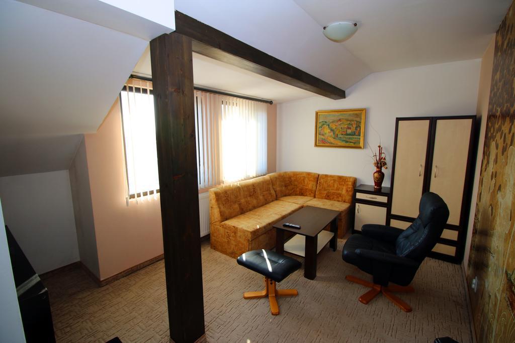 Hotel Riskyoff Bansko Exteriör bild