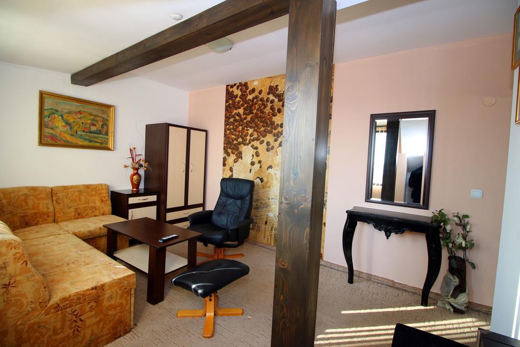 Hotel Riskyoff Bansko Exteriör bild