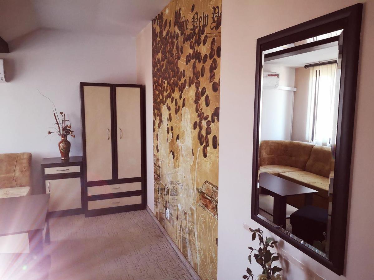 Hotel Riskyoff Bansko Exteriör bild